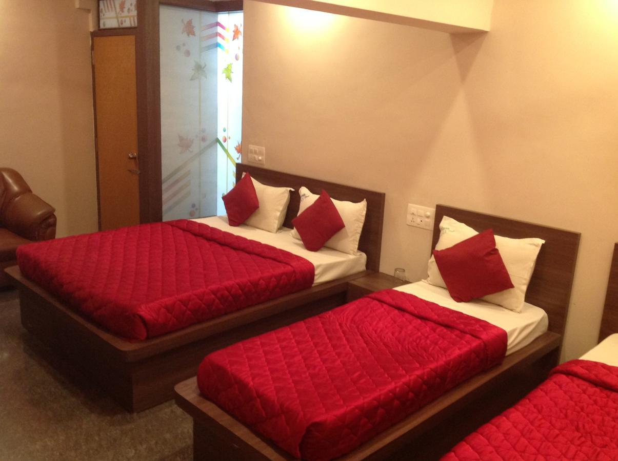 Hotel Rest Inn Чикмагалур Экстерьер фото